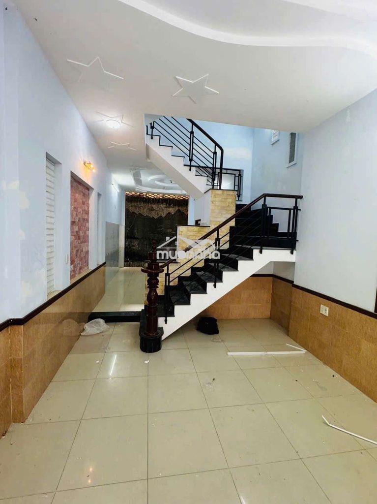 Cho thuê nguyên căn trống rộng, 4pn5wc, hxh phạm văn chiêu p9 gò vấp  - 2
