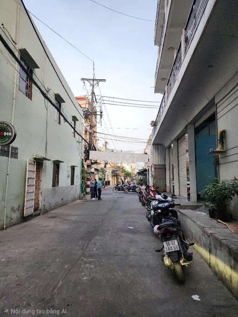 Bán nhà đường hòa bình - tô hiệu - (74,5m2 - 2 tầng) - giáp ranh q.11  - 3