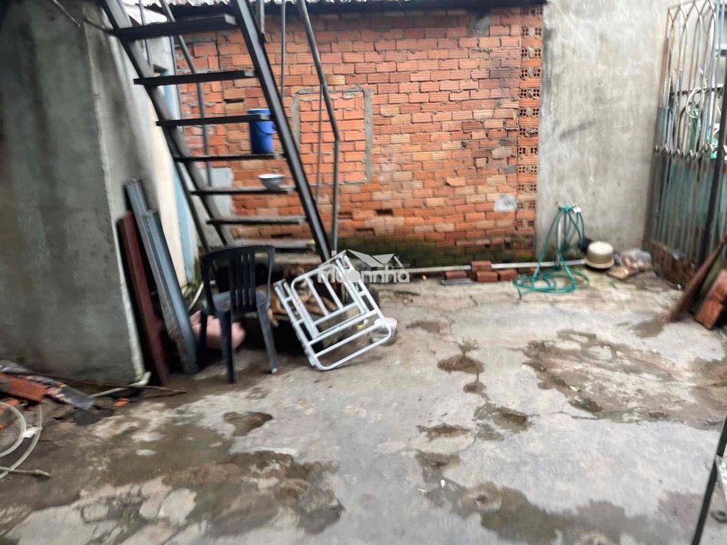 Cho thuê nhà nát ngô sĩ liên p14q8 dt 5 x 20m 100m2 - 3