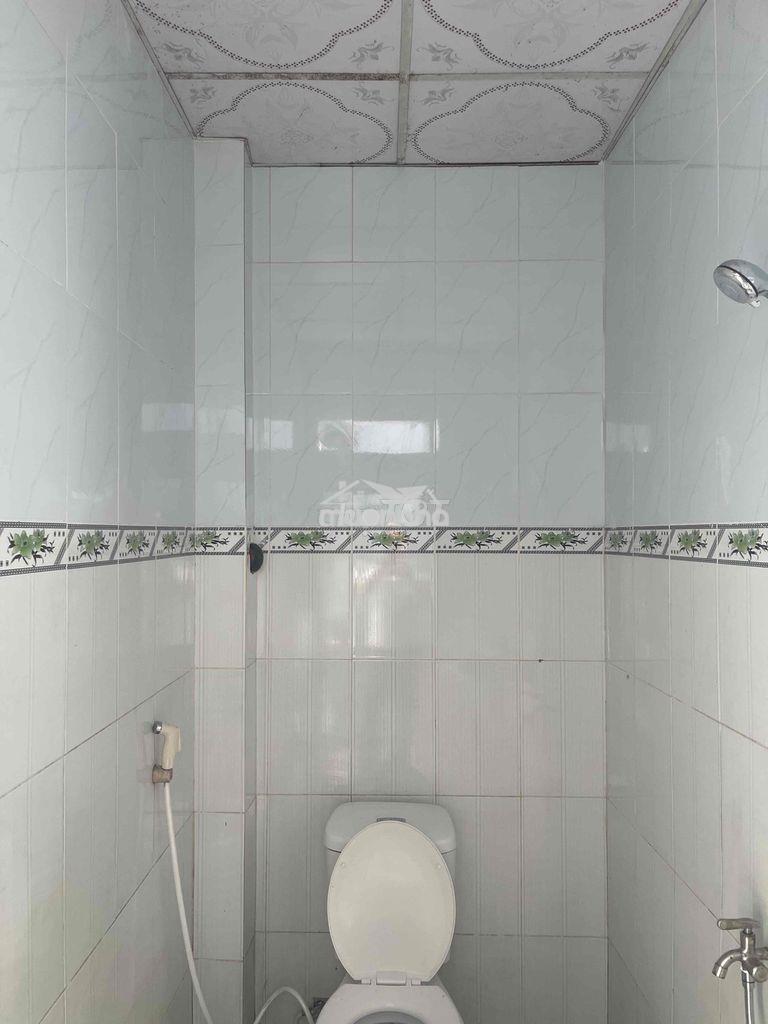 Cho thue dt -4x20  gac lung -2p ngủ-1p kin-1p hở dien nuoc chinh ấp 3 - 2