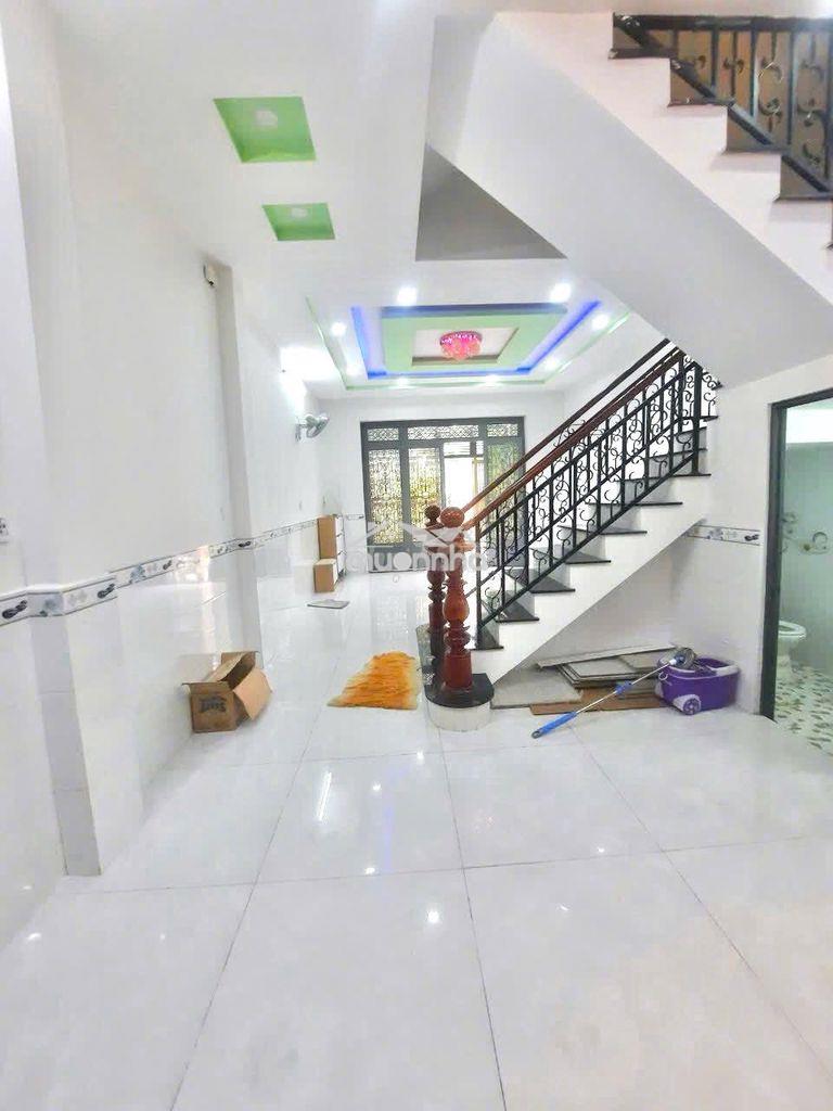 Cho thuê nhà 391/23c sư vạn hạnh p12 q10 4,5x20m 20tr - 4