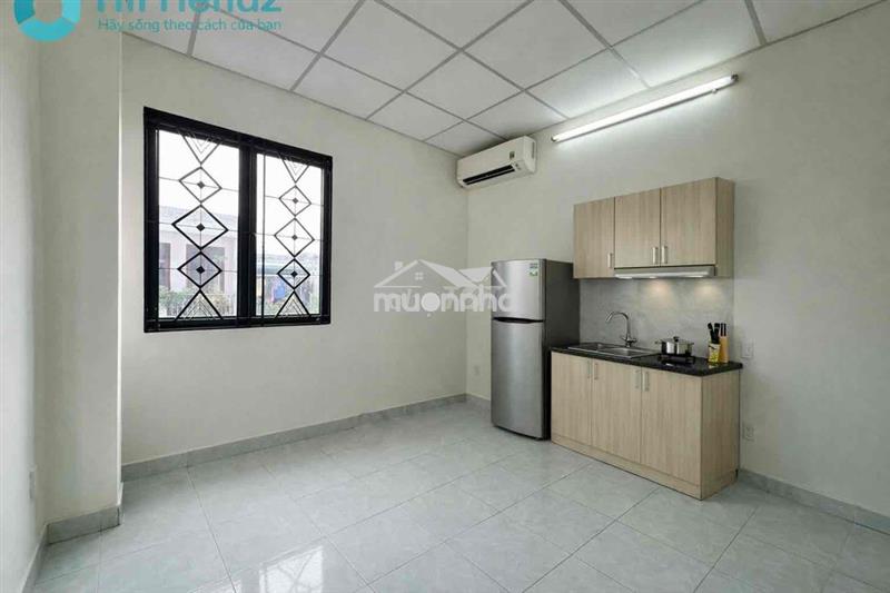 Trống sẵn phòng mới tủ lạnh, kệ bếp, máy lạnh, ba vân. tân bình