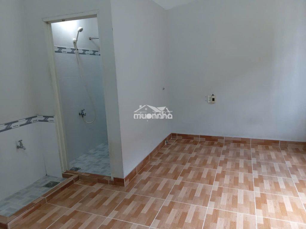 Phòng trọ sach sẽ giá rẻ gân aeon tân phú - 3