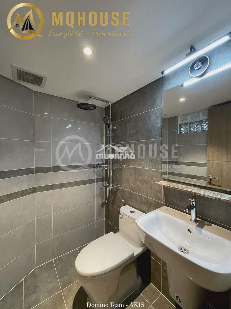 Trống phòng duplex rộng có cửa sổ - trường chinh