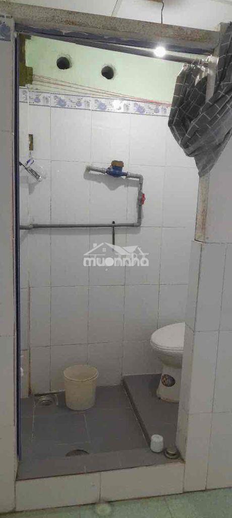 Phòng trọ ngay trung tâm quận 11 - 4
