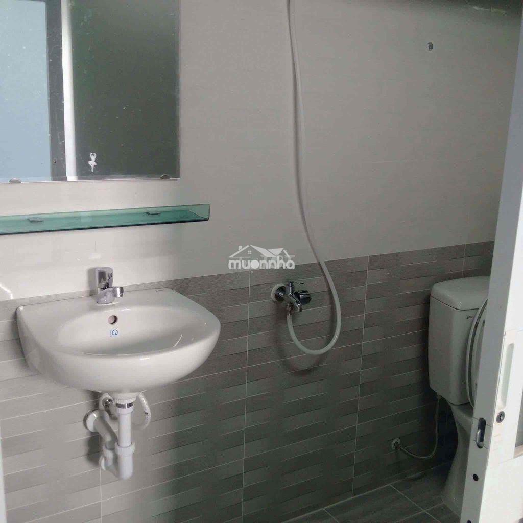 Phòng 25m2 đối diện cổng chợ hoàng hoa thám - 3