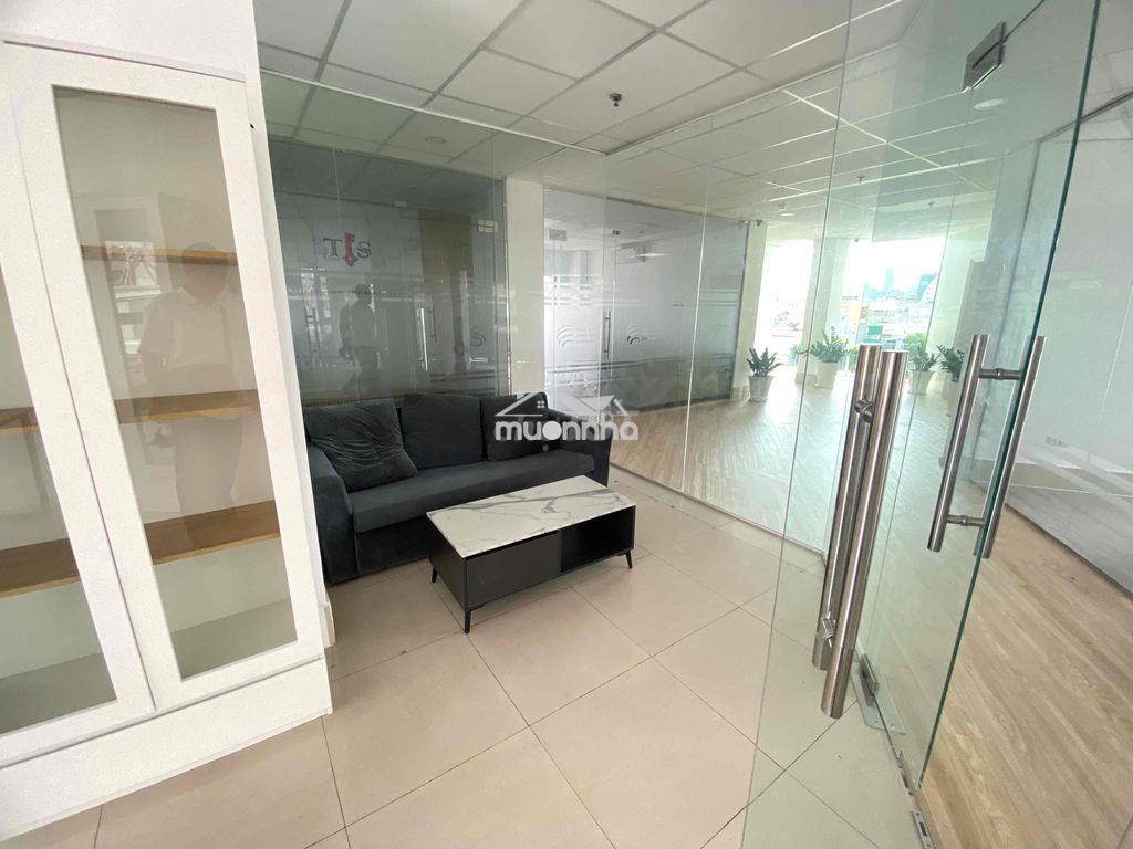 Văn phòng full nội thất q1 - 35m2 - 2