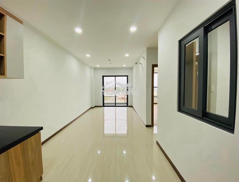 Cho thuê nhanh căn 2pn 5tr5, sẵn 1máy lạnh, bếp hút mùi, dọn vào ởliền