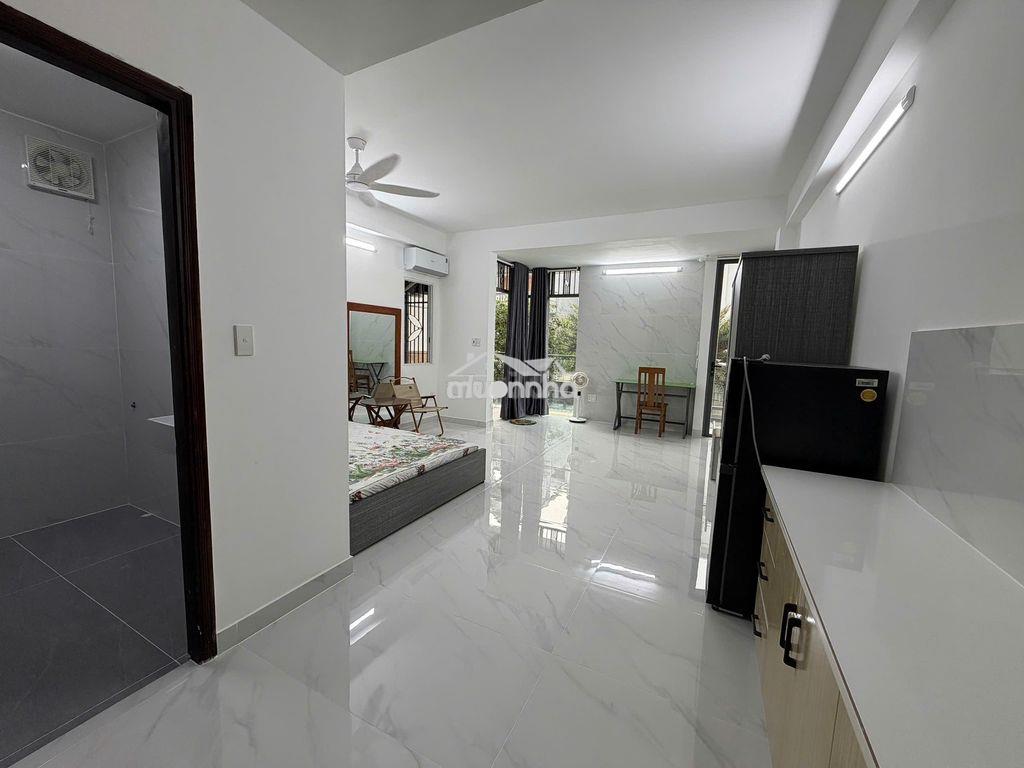 Phòng vip luxury biệt thự bình lợi, full nội thất, có ban công - 2