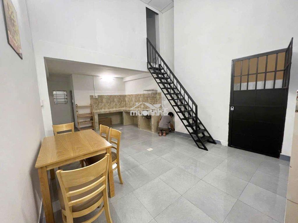 Nhà hẻm oto, dt 100m2, 3 phòng ngủ. dọn vào ở ngay - 3