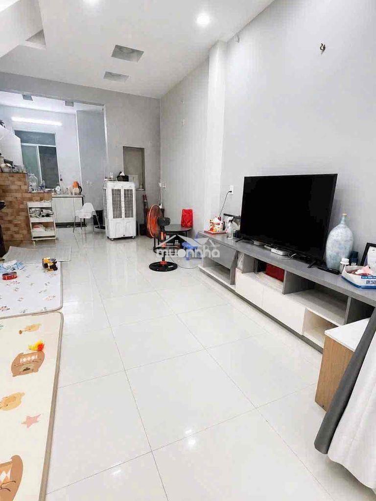 Bán nhà đẹp 2 tầng quận 4 - ko quy hoạch - hoàn công đủ nhỉnh 5 tỷ tlc - 2