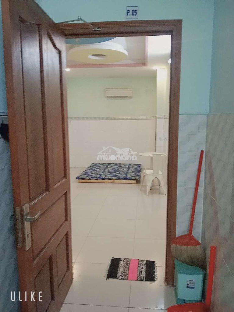 Chho thuê phòng trọ đầy đủ nội thất ngay cầu vượt ngã tư ga
