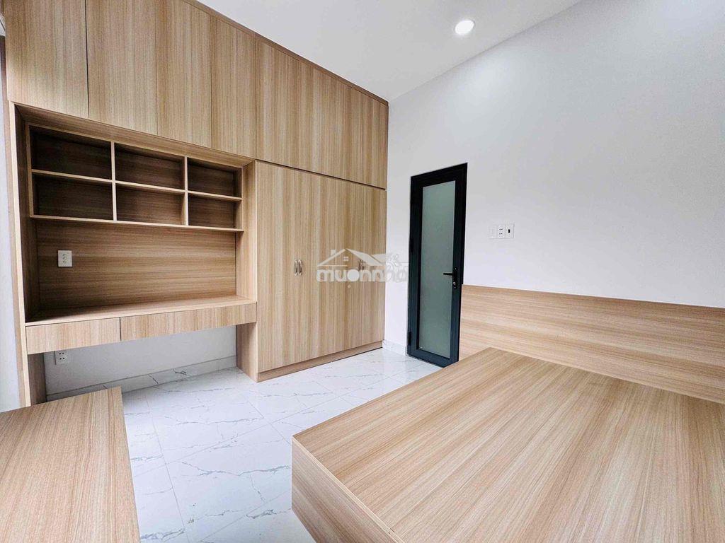 Q1 cách mặt tiền hoàng sa 1 căn - căn góc nhà 2 tầng đúc - 30m2 - 2pn - 4
