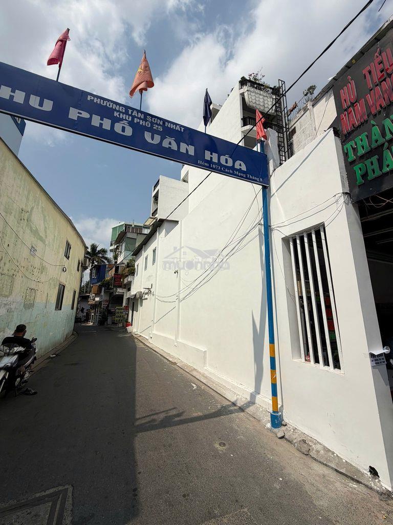 Góc 2 mt cmt8 – giá 18,5 tỷ – ngân hàng định giá 20 tỷ hđt 28 triêu