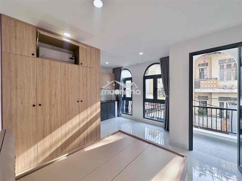 Studio ban công siêu xinh - full nội thất mới khai trương tại quận 1