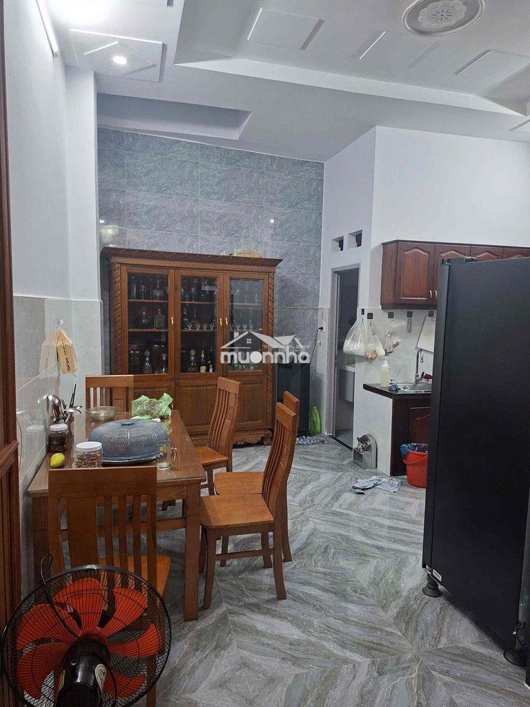 Bán nhà dương thị mười - 5 x 15 -3 tầng - sát chợ- 6 tỷ 350 - 4