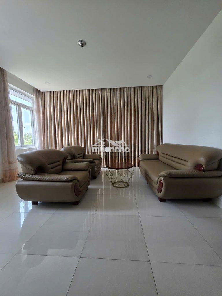 Cho thuê biệt thự phú mỹ, quận 7, 5 phòng ngủ, 48 triệu, lh phí thanh - 2