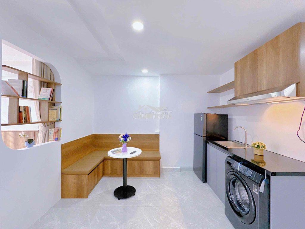 Vừa trống 1 phòng ngủ, ban công, ngay quận 10, view landmark - 4