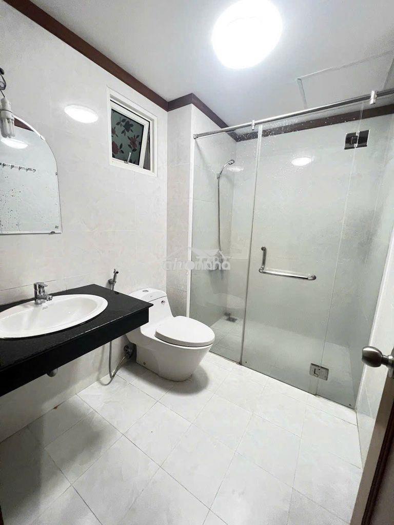 Phòng mới đầy đủ nội thất trong chung cư an ninh 24/24 ở quận 7 - 3