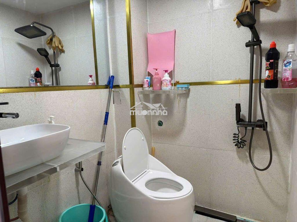 Nhà ngang 8m dài 5m, hẻm xe hơi, nội thất cao cấp, phù hợp ở gia đình - 4
