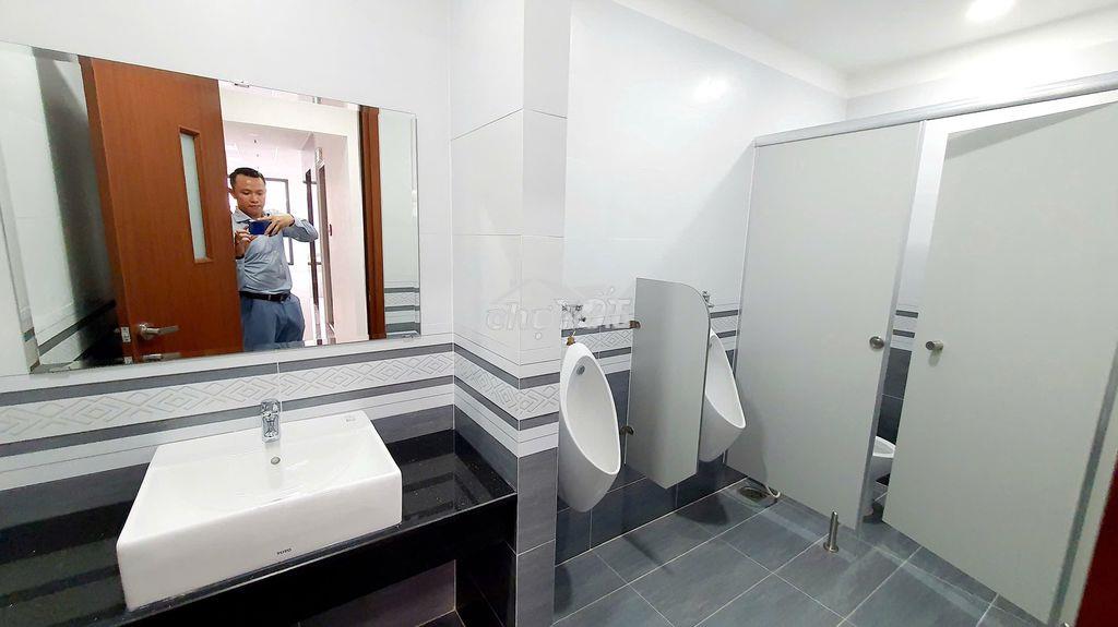 Cho thuê toà nhà 2700m2 mặt tiền phường đa kao quận 1 - 4
