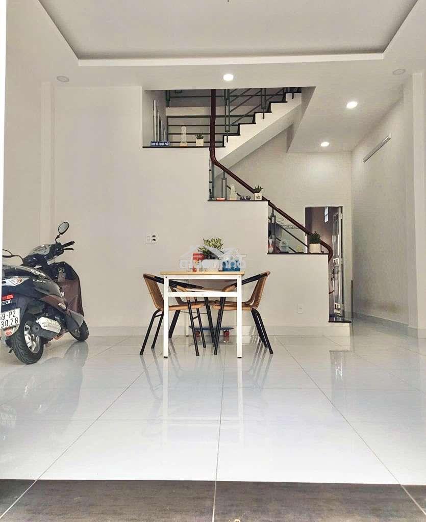 Bán nhà: huỳnh văn nghệ , ngang 5m , 80m2 ,giá : 6.4tỷ - 4