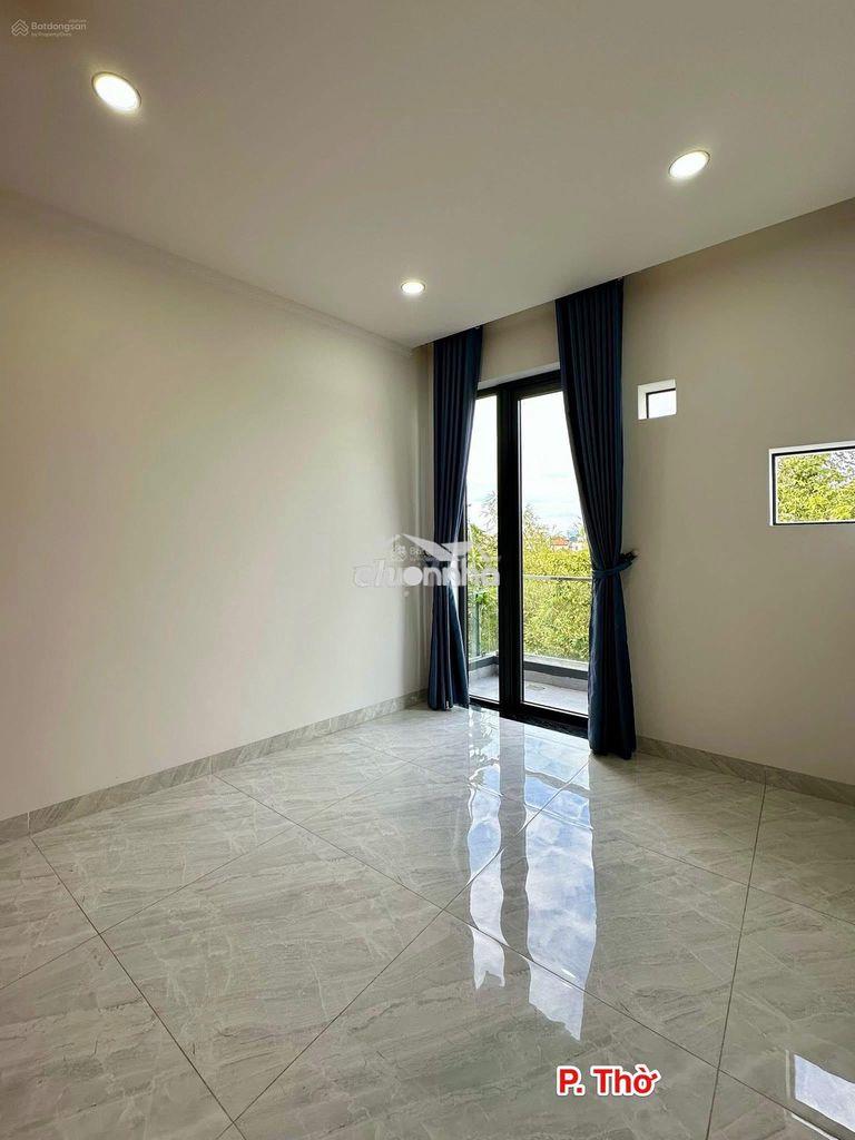 Biệt thự phú hoà -giáp chợ bình điềm , trường đại học tdm chỉ 6ty5 - 3