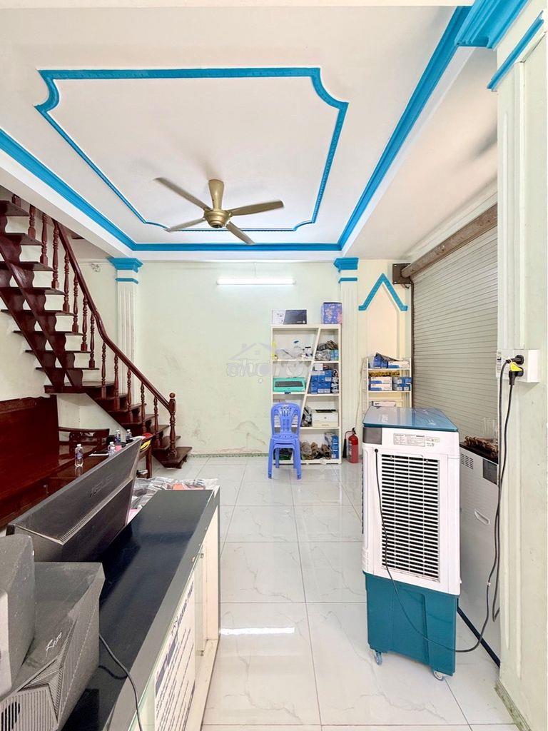 Đúng 1 căn ra mt lê quang định, bình thanh, ngang 5,5m, 3 tấm, 6,9t - 4