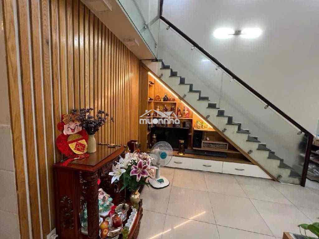 Cho thuê nhà 2 tầng, 4x18, 3 phòng ngủ, sát mặt tiền, giá 9 triệu / th - 2