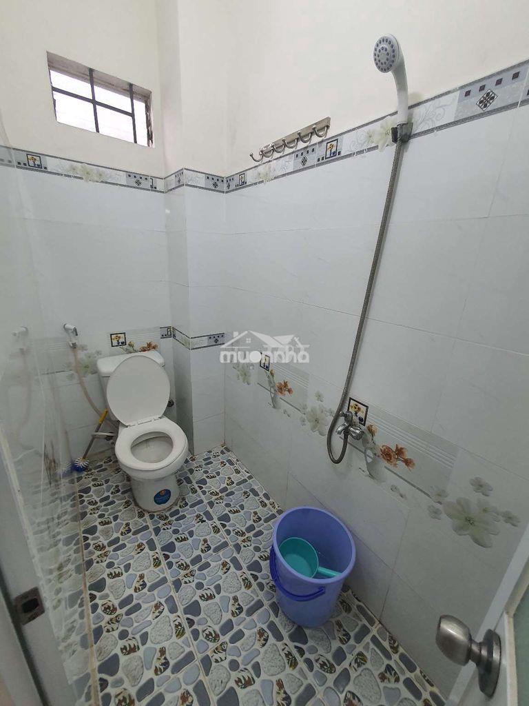 Cho thuê nhà xưởng 5x28 1 lửng 1pn 2wc - 4