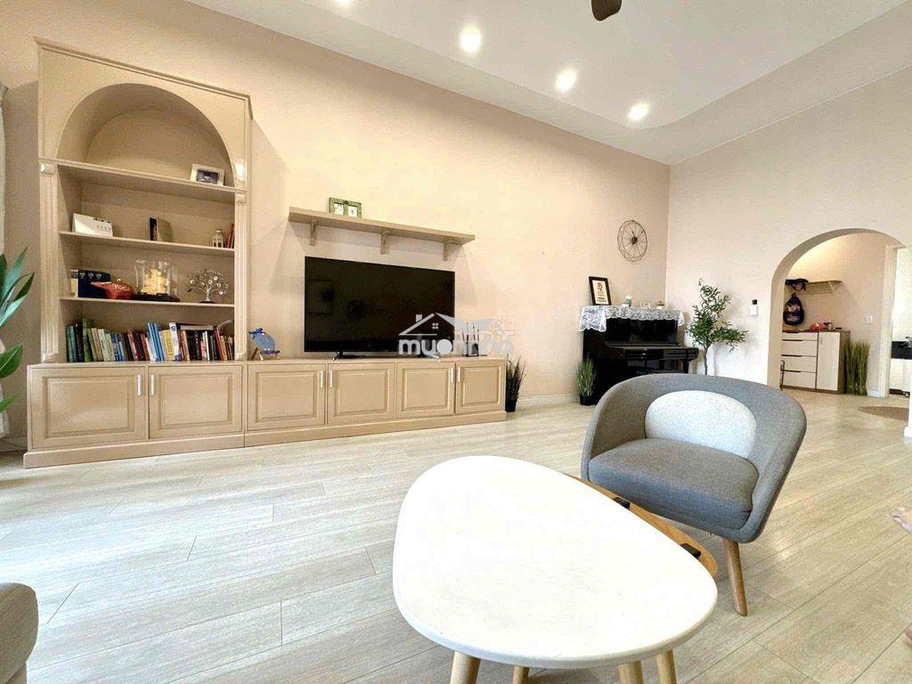 Căn hộ penthouse 4 phòng ngủ nội thất cao cấp - 4