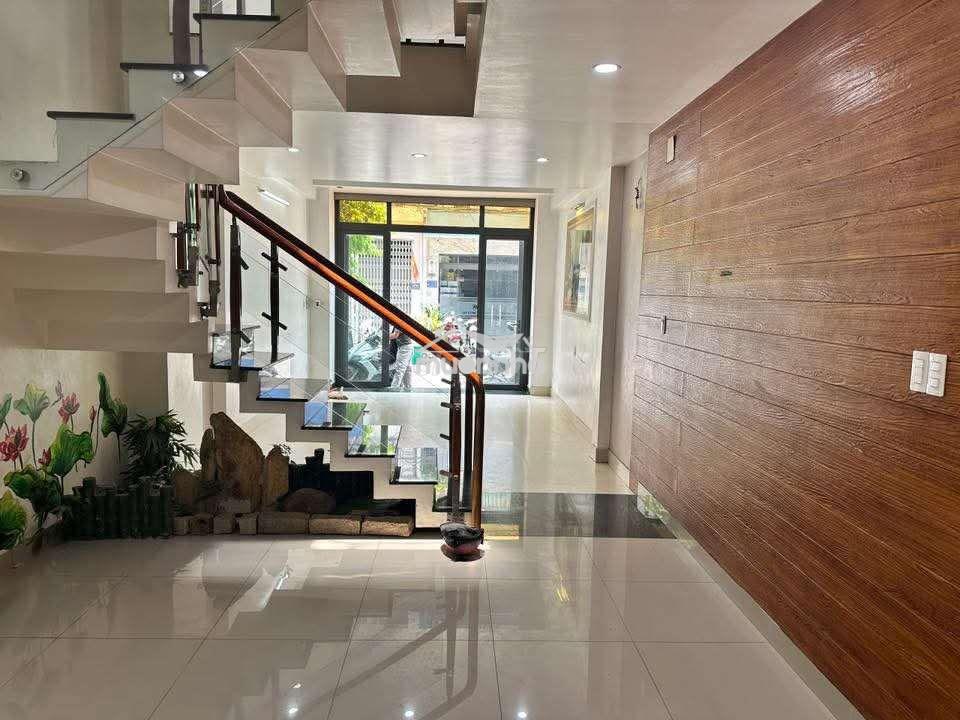 Kho nhà chính chủ 4x14 1lửng  3lầu 5pn 4wc - 2