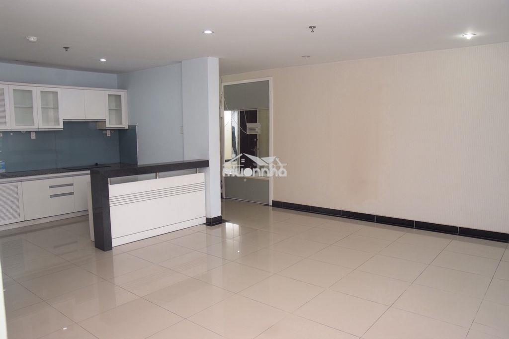 Giá rẻ cho thuê căn hộ giai việt 150m2 4phòng 3wc có nội thất 16triệu - 4