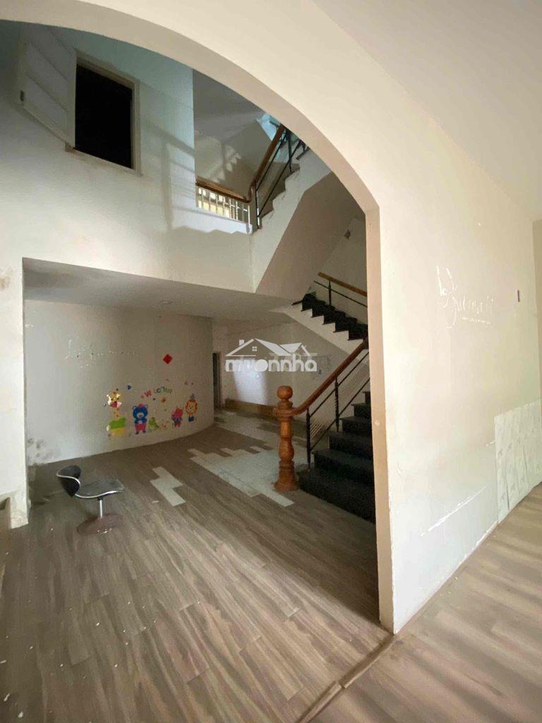 Nhà mặt tiền hải châu bề ngang 6m - 2