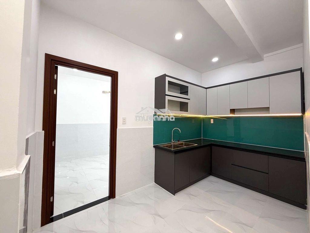 Nhà mới cạnh nguyễn sơn tân phú - 4m*13.5m , 3 pn đường trước nhà 6m - 3