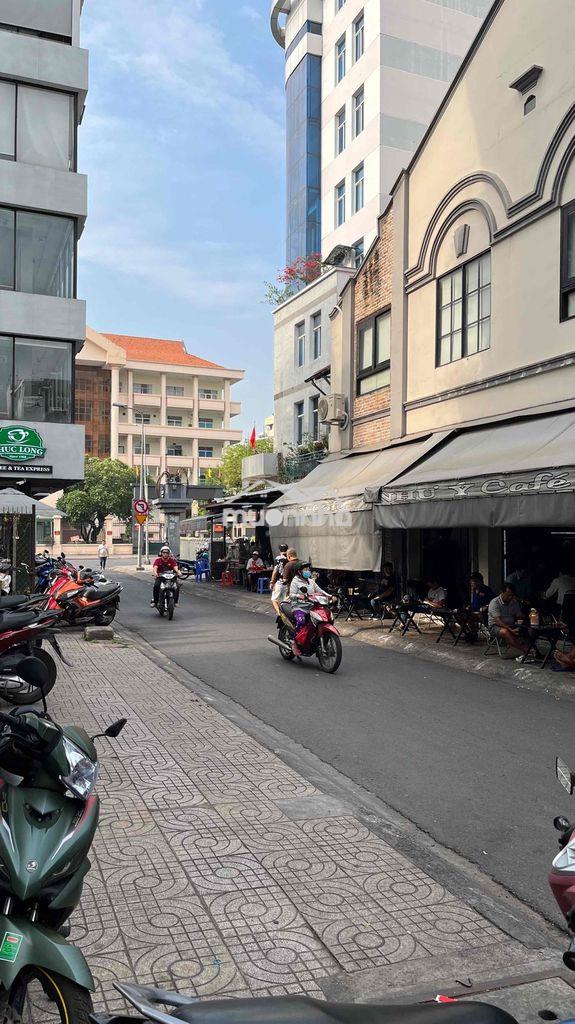 Chung cư tầng trệt mặt tiền đường nguyễn án q5