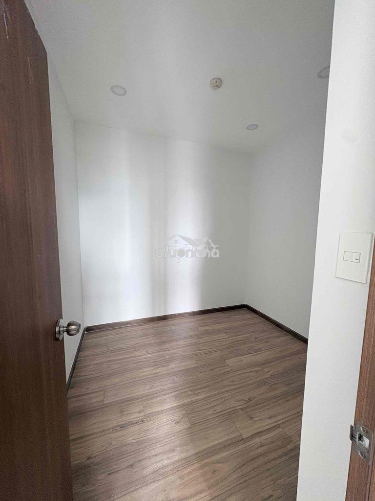 Cho thuê căn hộ 2pn2wc 6tr5 sẵn 2 máy lạnh, ở liền, cọc 10triệu - 4