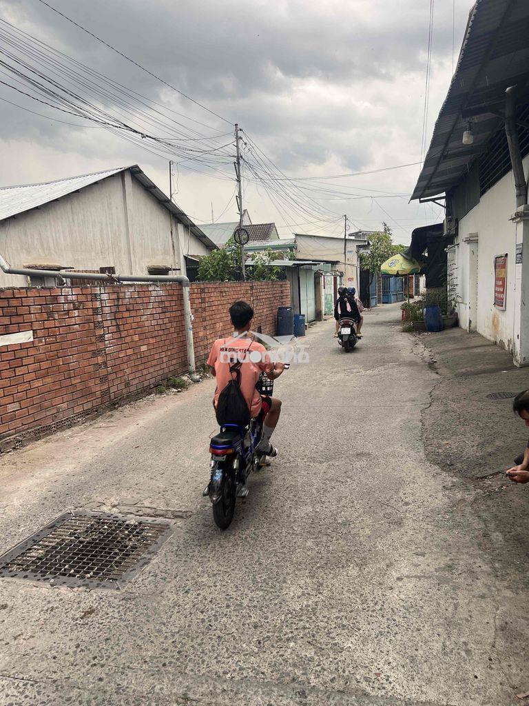 Chính chủ cần bán nhà 1 trệt 1 lầu - 2