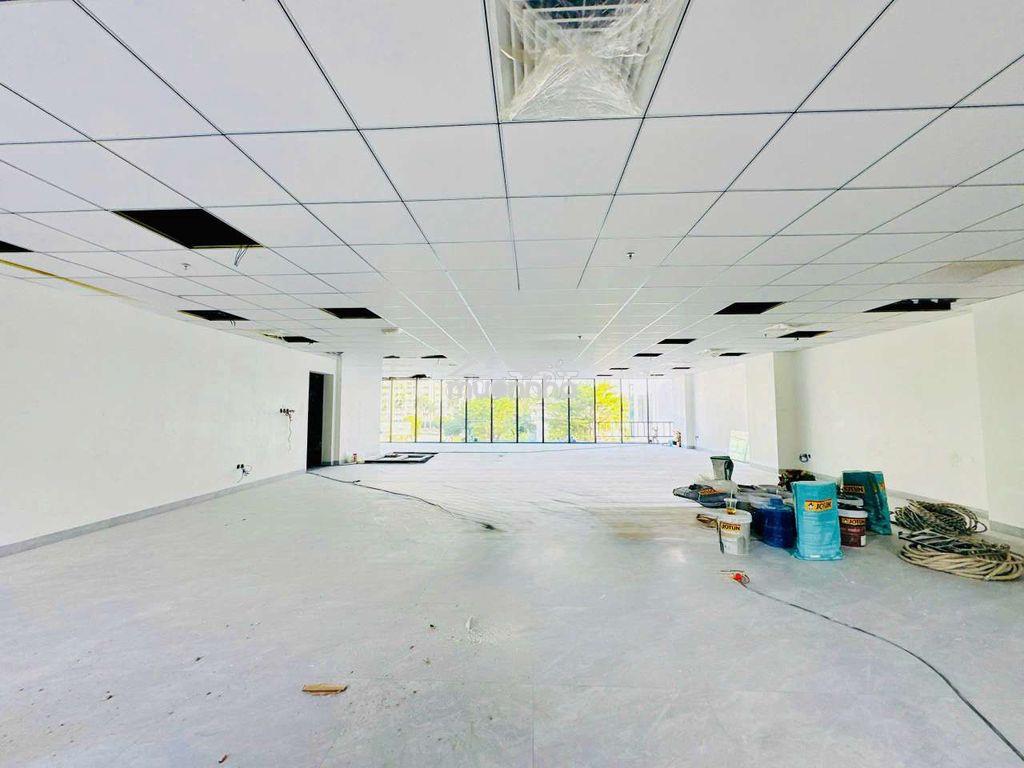Dt 15 x 15m 1 trệt 4lầu sân thượng thang máy ( sàn trống suốt ) - 3
