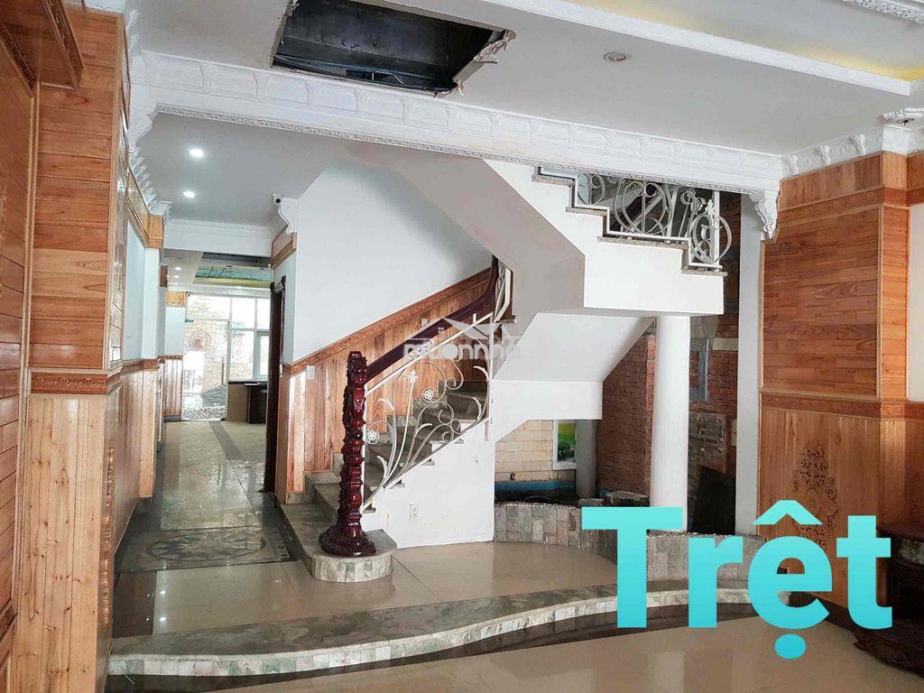 Cho thuê nhà nguyên căn 4 lầu 5 pn bếp phòng khách sân thượng - 2