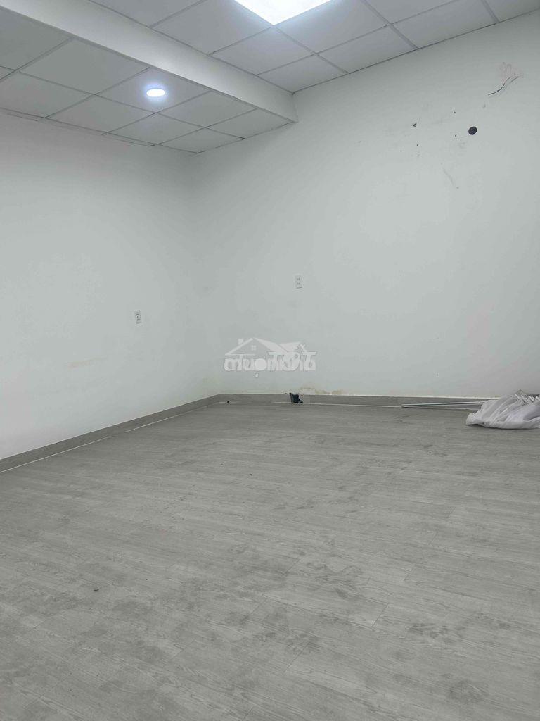 Cho thuê nhà nguyên căn quận 1 mặt tiền - 4