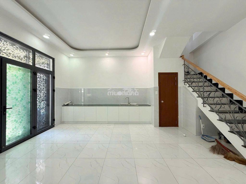 Siêu phẩm ! nhà mtnb 12m ngay lũy bán bích| dt: 4x 17,5m- 2 tầng| - 2