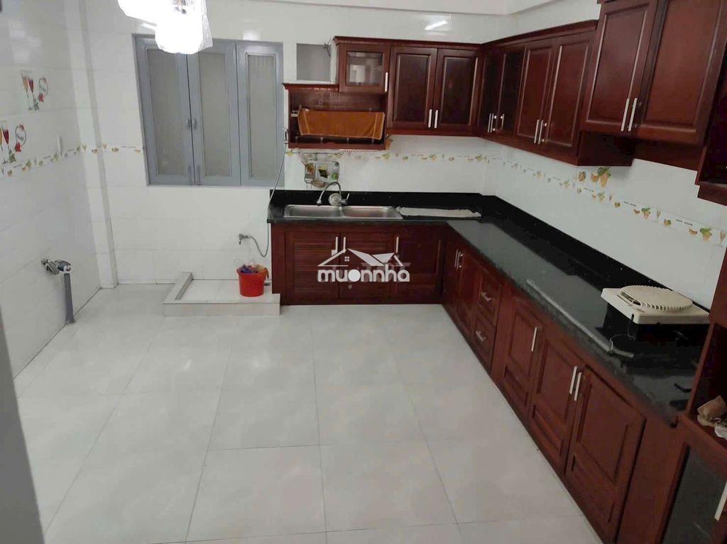 Nhà hxh hậu giang - ngay chợ - 4 x 18 - 5 tầng - 5pn 4wc - 18tr - 3