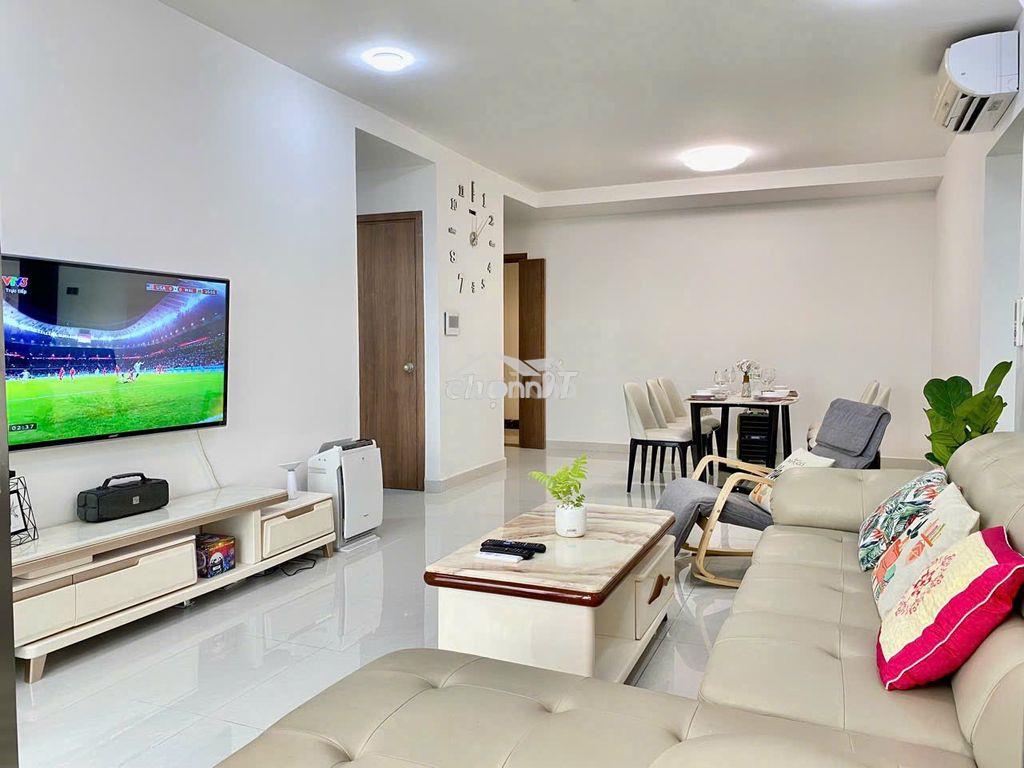 Cho thuê chcc de la sol, quận 4, 93m2, 3pn, 2wc, full, giá 29tr. - 2