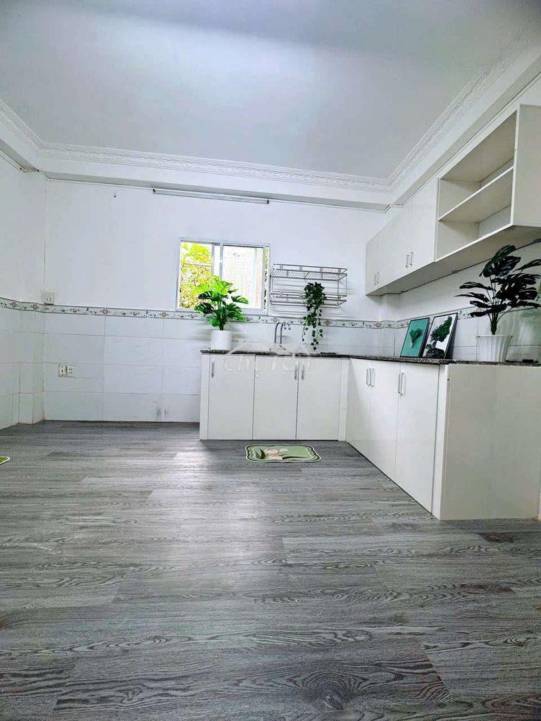 1pn tách bếp, ban công, ngay cầu phú mỹ, kcx, ufm, gần q4, q1 - 2