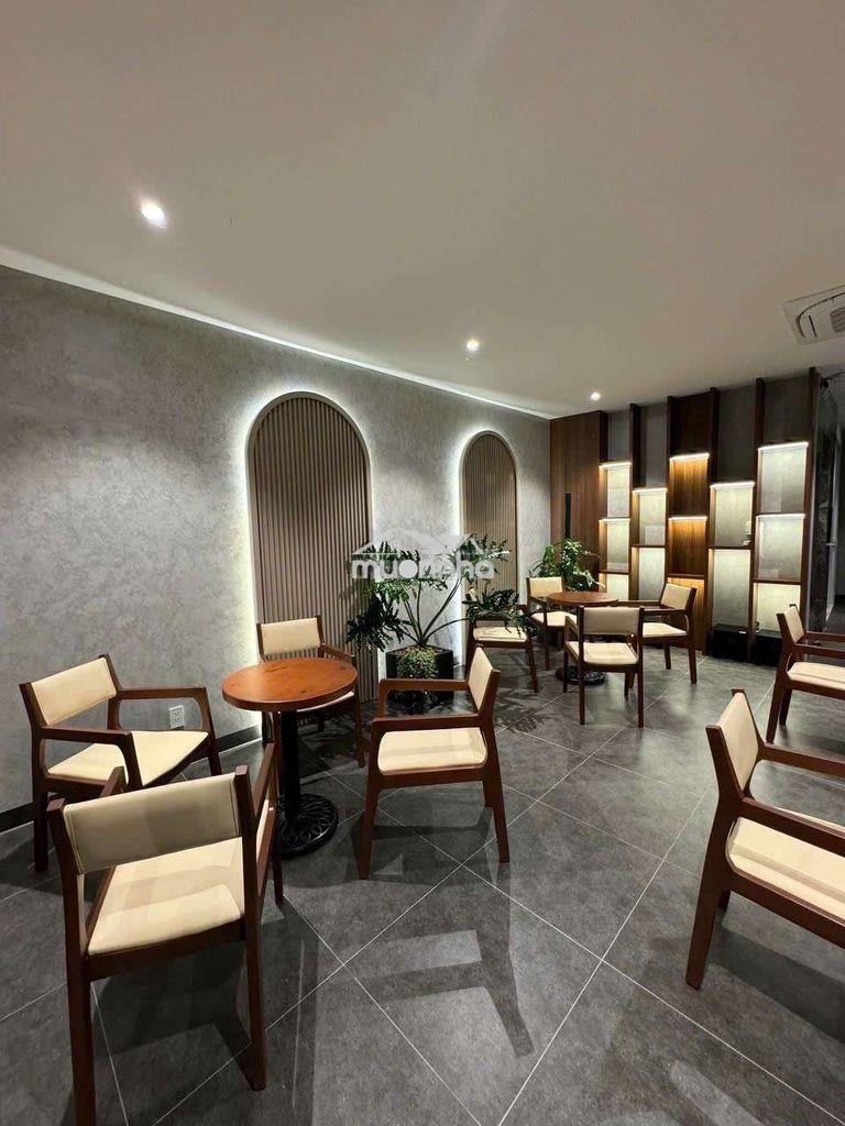 Nhà 5x20m 3 lầu 4pn có thang máy sẵn nội thất giá tôat