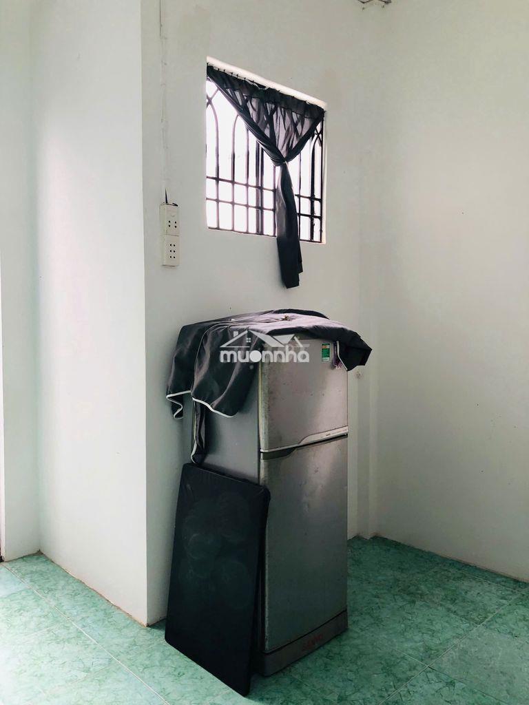 Cho thuê phòng cmt8 ,tầng 1 , – riêng tư, giờ giấc tự do, tại q10 - 3
