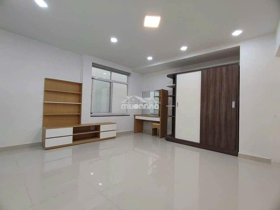 Cho thuê nhà góc 2mt hxt 339/6a lê văn sỹ phường 14, quận 3. - 4
