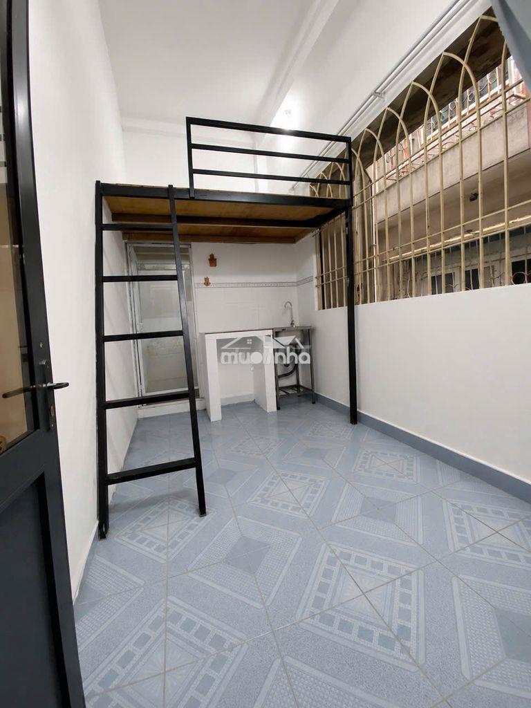 Phòng trọ gác cao cửa sổ trời to giá rẻ gần đh hùng vương - 3