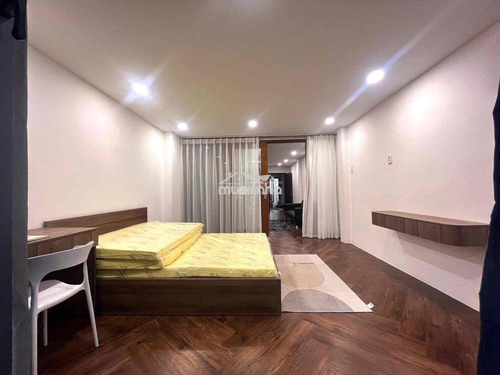 Chdv ban công, máy giặt, thang máy, ngay trung tâm, thiết kế hiện đại - 3